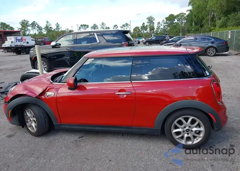 2014 Mini Hardtop Cooper S z USA, uszkodzony, nr VIN WMWXM7C51ET988024